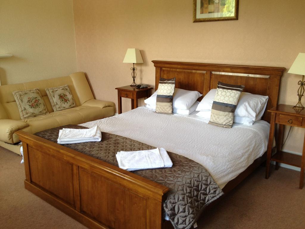 Clennell Hall Country House - Near Rothbury - Northumberland Room photo